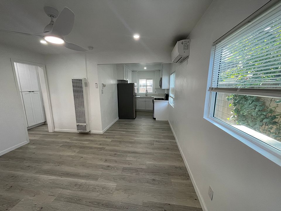 1st image of 833 E Acacia Ave APT C