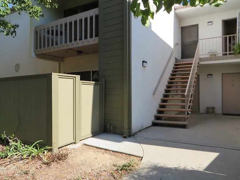25718 Hogan Dr #C15 — Photo 6