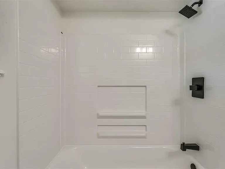 9408 Northland Rd — Photo 24