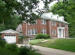 944 43rd St, Des Moines, IA 50312