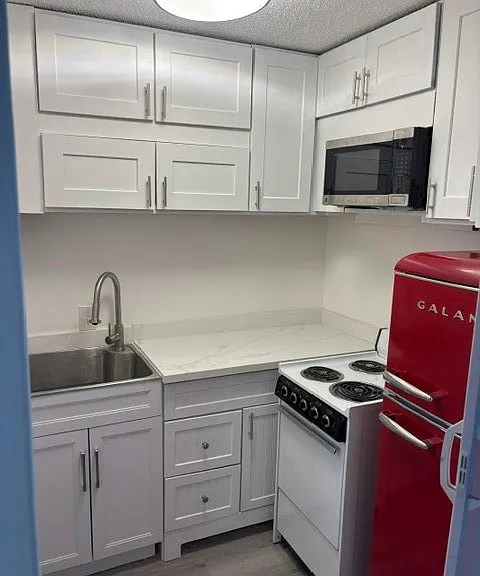 134 W Marquita #D — Photo 5