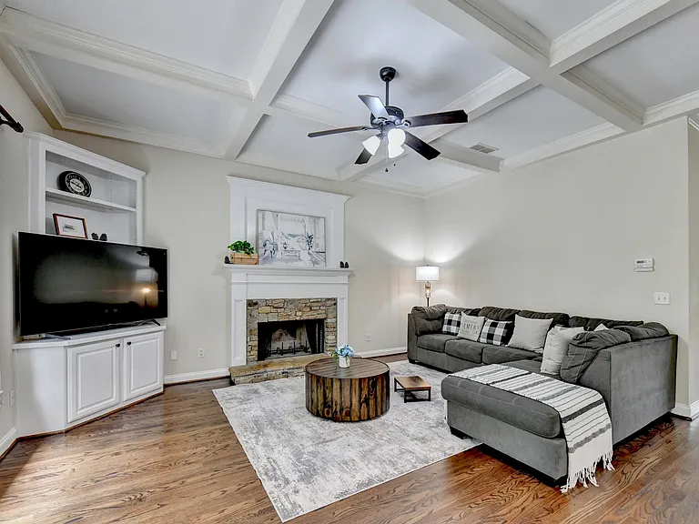 2051 Crown Vetch Ln — Photo 29