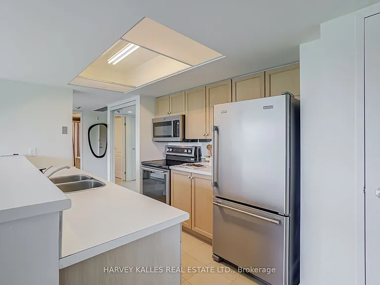 97 Lawton Blvd #601 — Photo 13