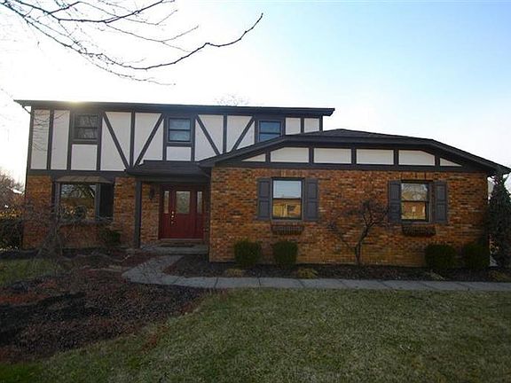 2nd image of 1023 Lakeville Dr