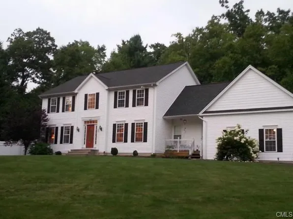 22 Philo Curtis Rd, Sandy Hook, CT 06482