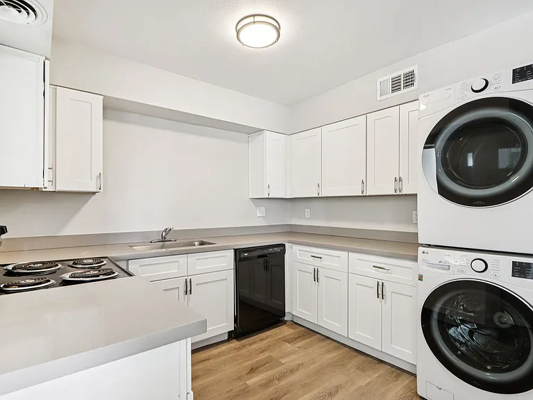 407 N Williams — Photo 16
