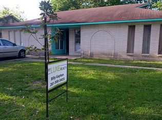 6515 Standing Oaks St, Houston, TX 77050