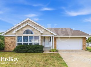 1121 Running Waters Dr, Saint Charles, MO 63304