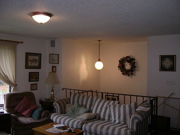 5th image of 6901 Helena Dr NE