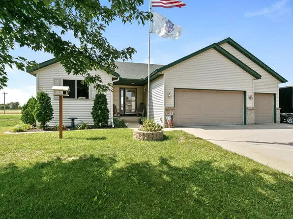 927 Isabella Ave, Clearwater, MN 55320