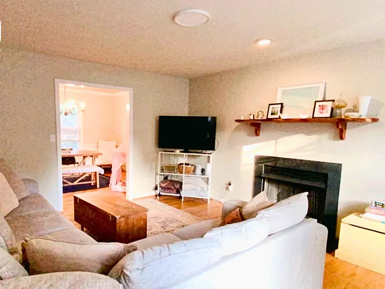 1003 Wintergreen Ln — Photo 34