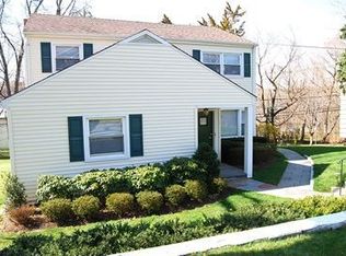 405 Columbus Ave, West Harrison, NY 10604