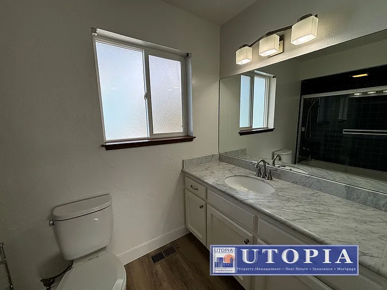 212 Treasure Island Dr — Photo 6