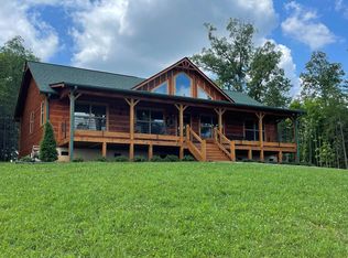 1100 Carolina Fox Cir, Murphy, NC 28906