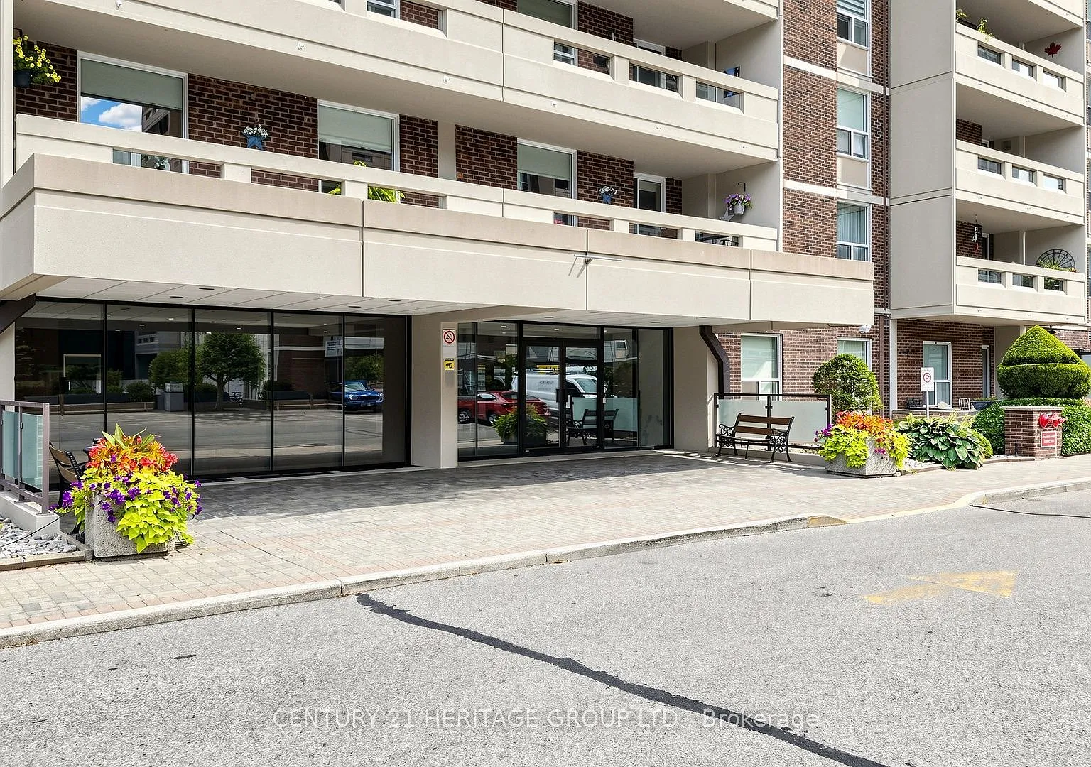 3 bed, $3,200 — Photo 3