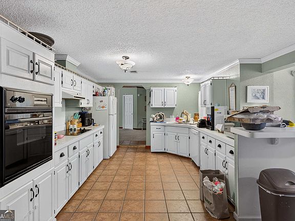 5th image of 106 Olney Station Dr