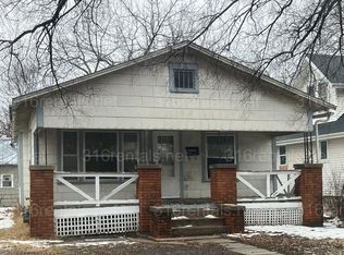 603 N High St, Newton, KS 67114
