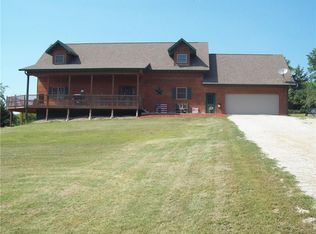 1613 Newbold Dr, Knoxville, IA 50138