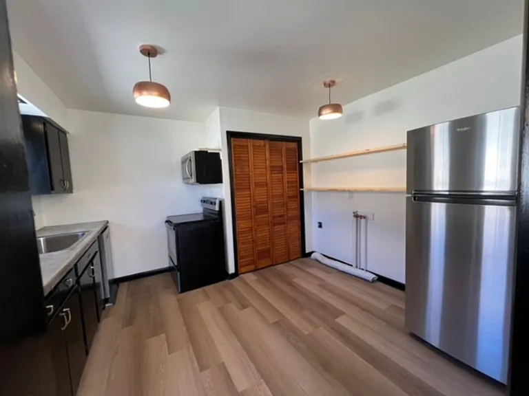 711 S Lynn St #2 — Photo 6