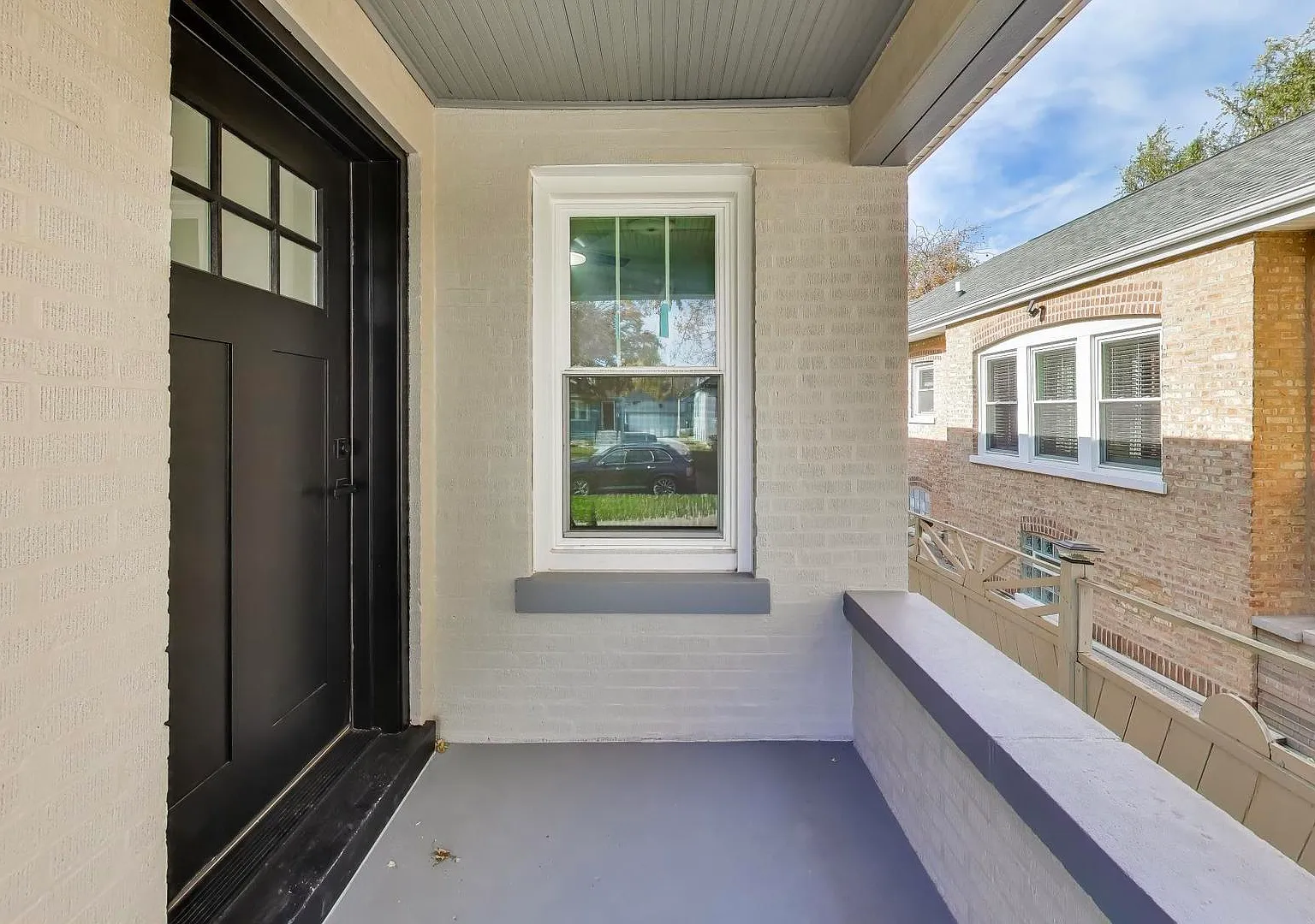 4 bed, 2300 sqft, $3,390 — Photo 4