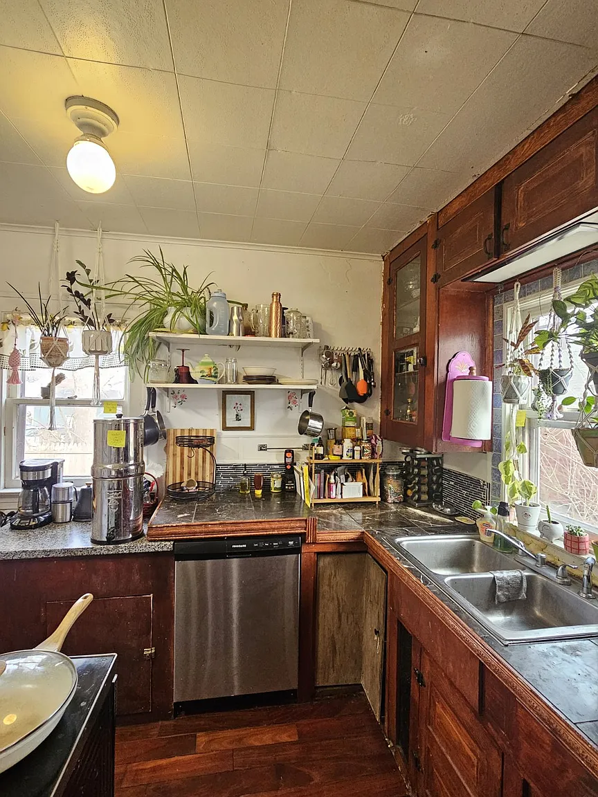 1313 Oak St photo 1