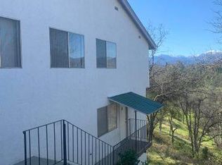 370 Buckeye Ter, Redding, CA 96003