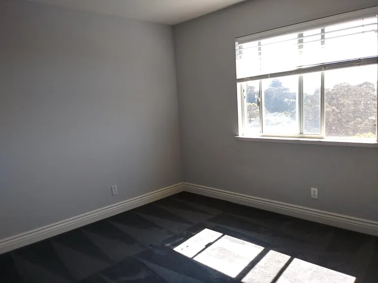 25539 Foggy Glen Dr — Photo 28