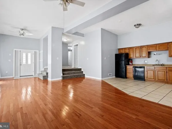 606 Clifton Ave #1, Darby, PA 19023