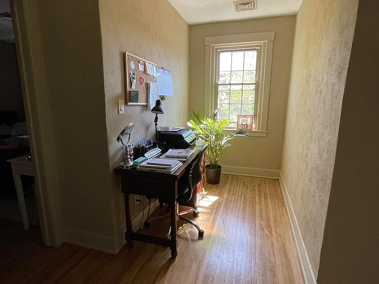 940 Amherst St #12 — Photo 20