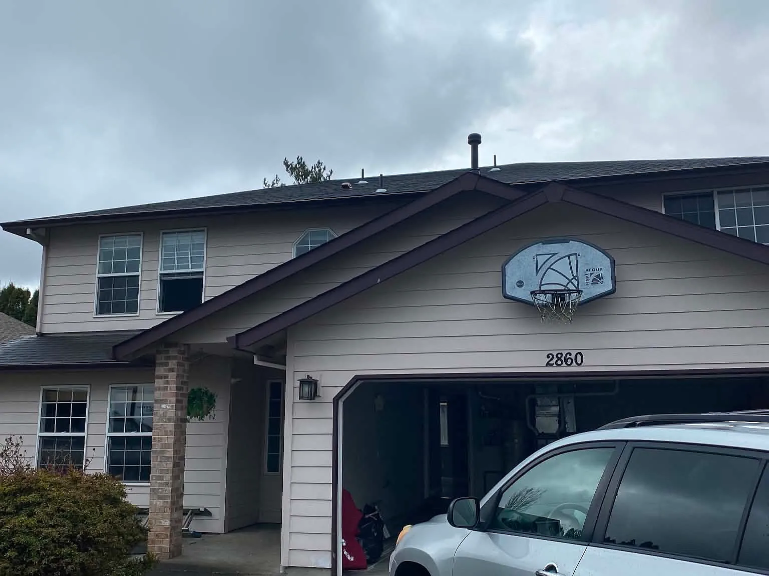 4 bed, 2.5 bath, 1792 sqft, $3,200 — Photo 2