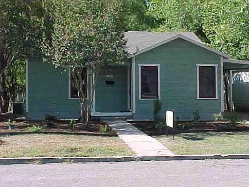 1st image of 830 VENICE ST