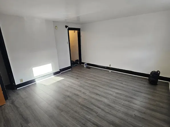 1407 Locust St, McKeesport, PA 15132