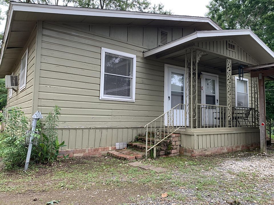 Front Entrance (left side)