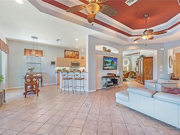 4th image of 10085 Valiant Ct APT 202