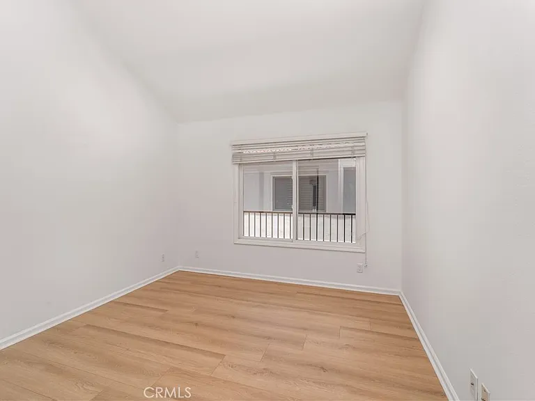 24961 Alicante Dr — Photo 30