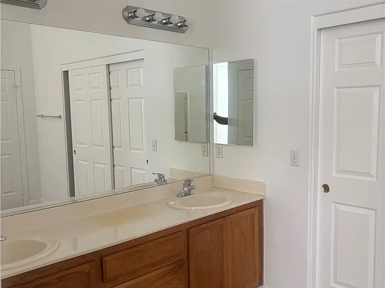 6528 Playa De Carmen Way — Photo 14