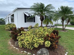 626 Fairmount Dr, North Port, FL 34287