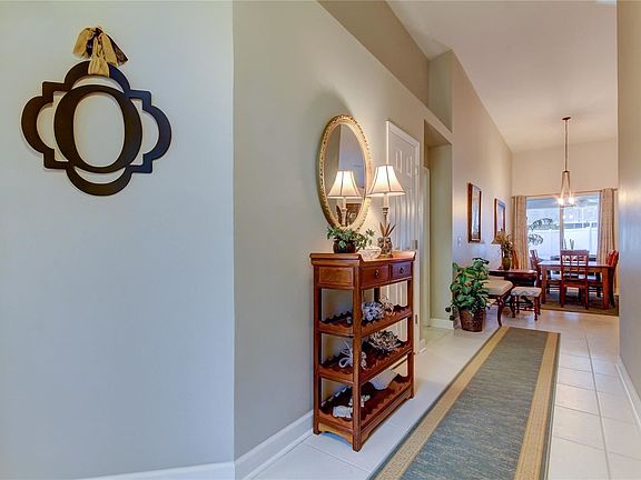 4th image of 28804 Creekwood Dr