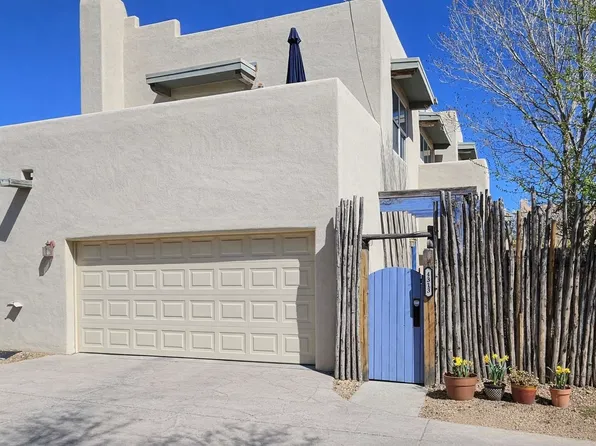 4313 Vuelta Colorada, Santa Fe, NM 87507