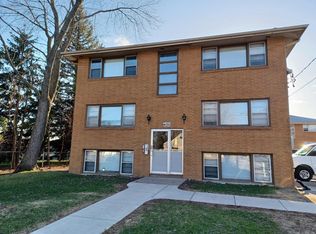 4050 4th St NE APT 104, Minneapolis, MN 55421