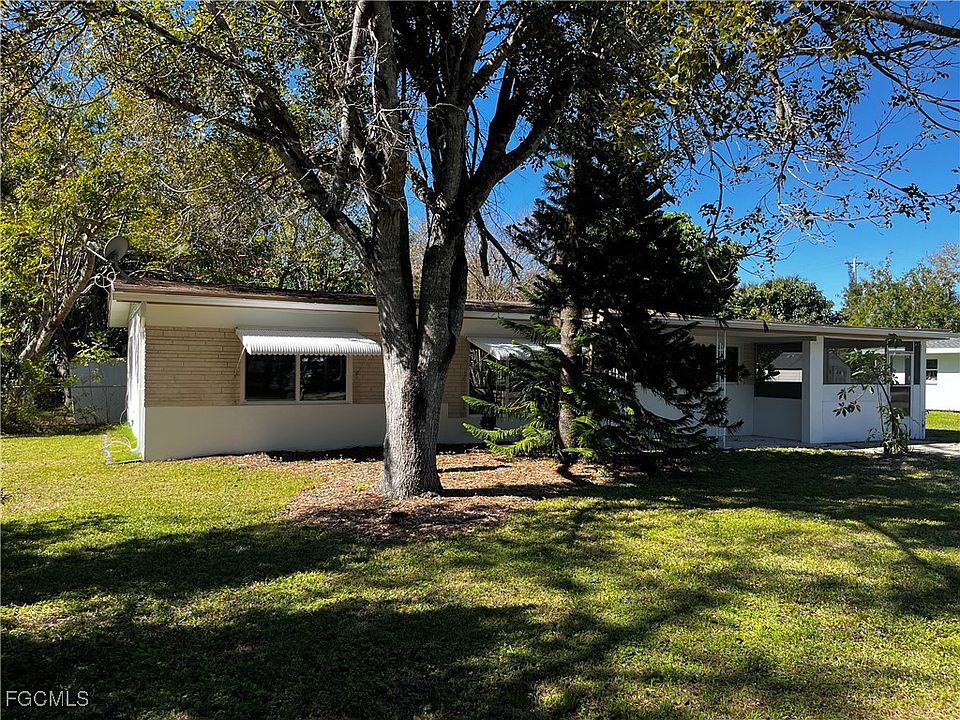 1st image of 1685 Daniels Dr