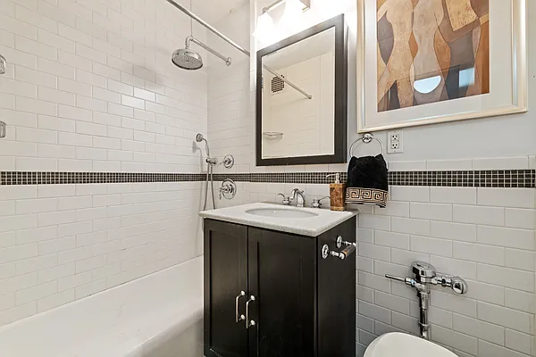 Rented by Corcoran | media 5