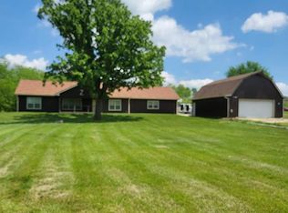 9978 Village Greens Rd, Ozawkie, KS 66070