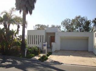 887 Balboa Ave, Laguna Beach, CA 92651
