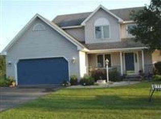 5 Grandview Dr, Rensselaer, NY 12144