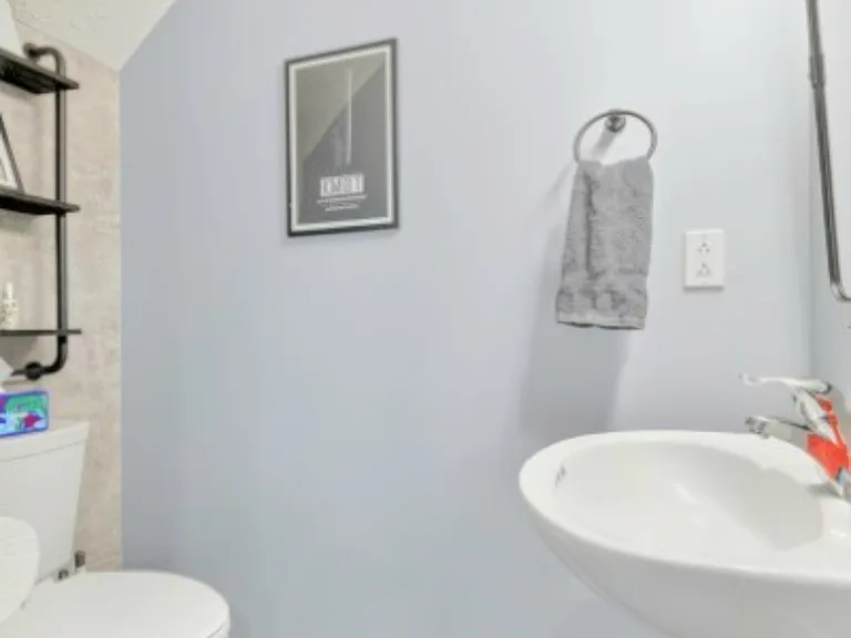 1011 Wolves Den Pl — Photo 17