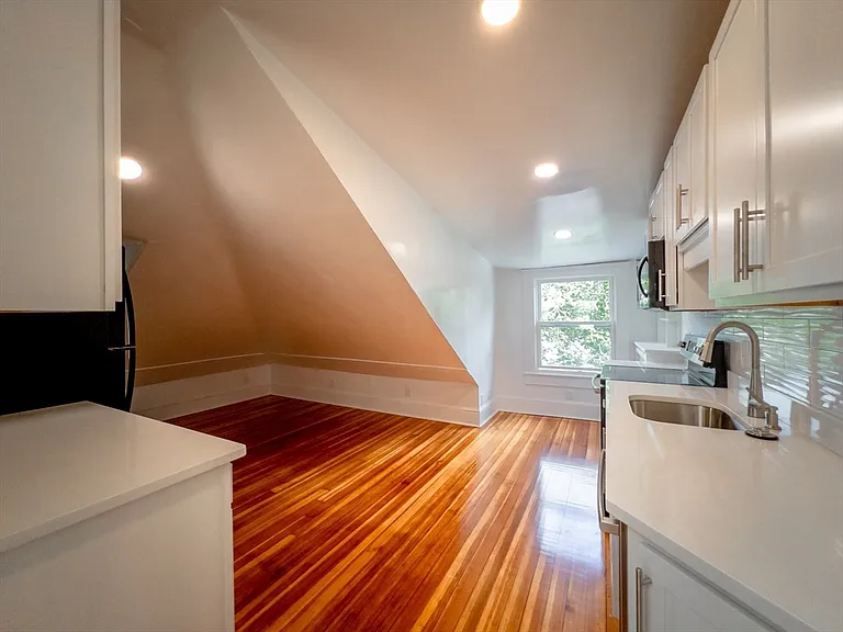 100 Chestnut Ave #3 — Photo 18