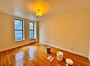 352 W 46th St, New York, NY 10036