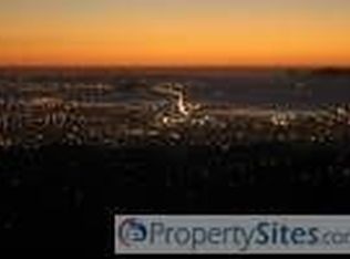 27 Villanova Ln, Oakland, CA