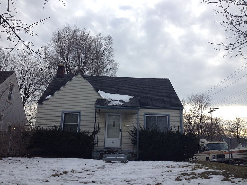 1st image of 25537 Hopkins St
